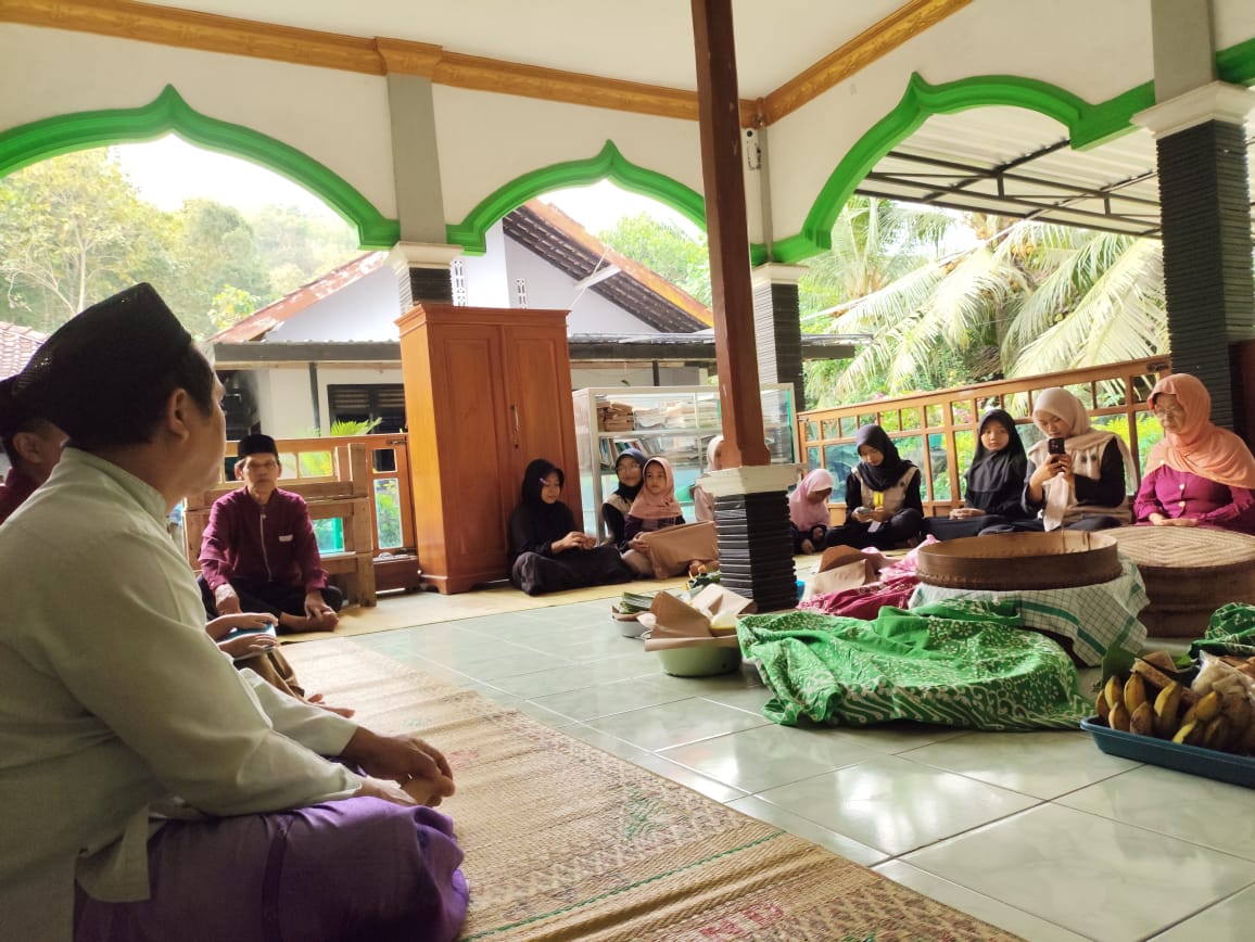 Baritan Peringatan Bulan Suro di Padukuhan Selo Barat